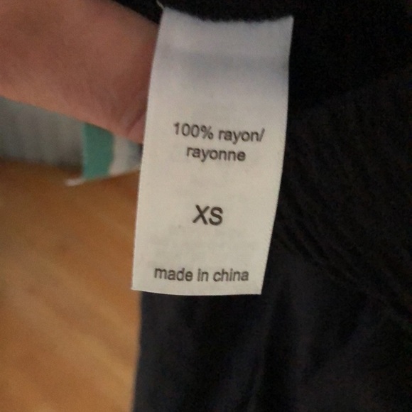 Maurices size X-Small black cropped wide leg high slit pants 100% cotton NWT - Picture 4 of 16